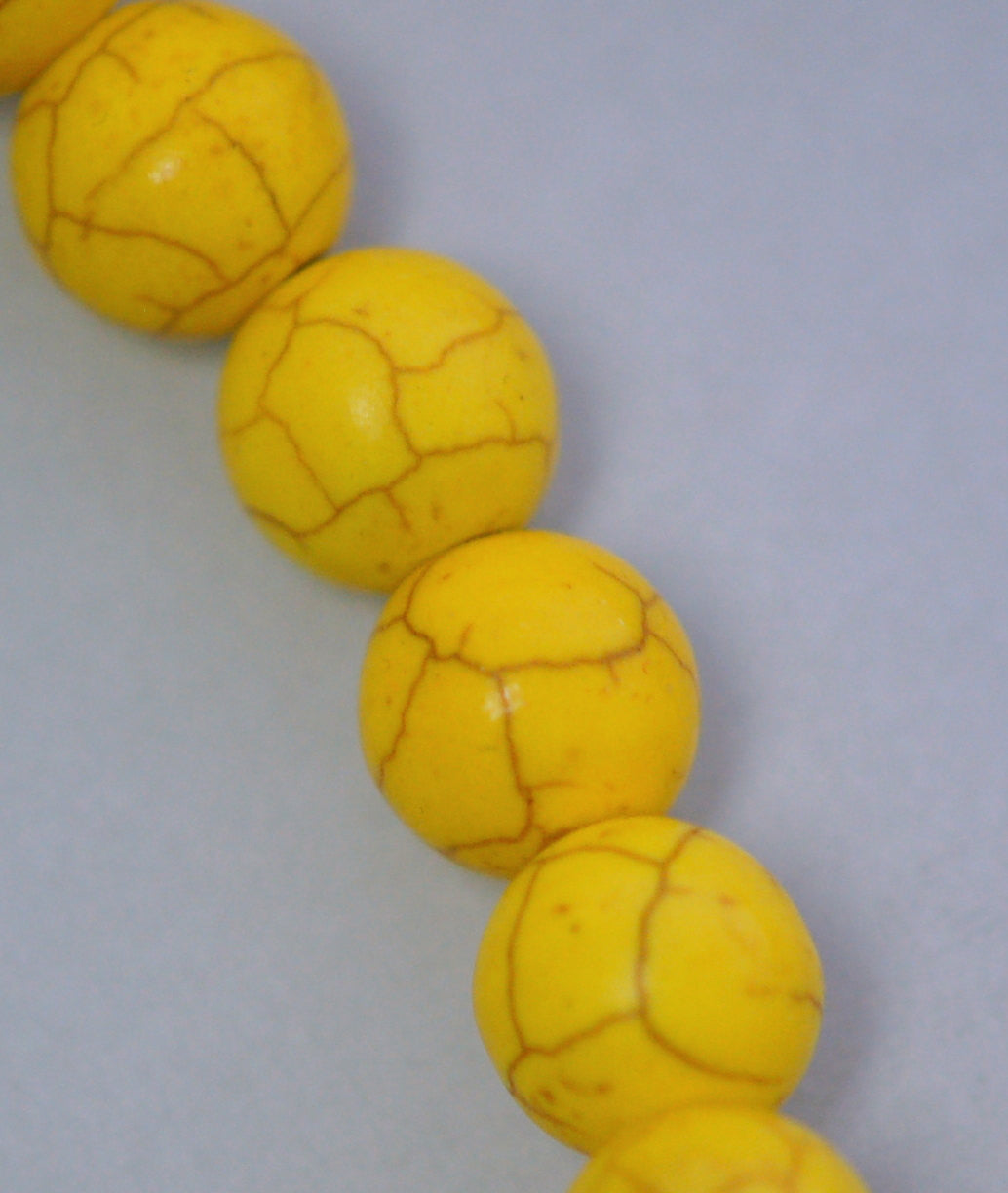 1 strand Synthetic Howlite Stone Beads ROUND Ball 10mm, LEMON YELLOW h