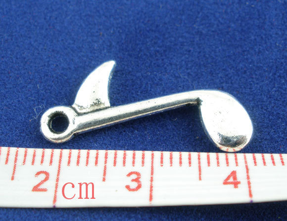 10 Silver Tone Pewter MUSIC NOTE Charm Pendants chs0083