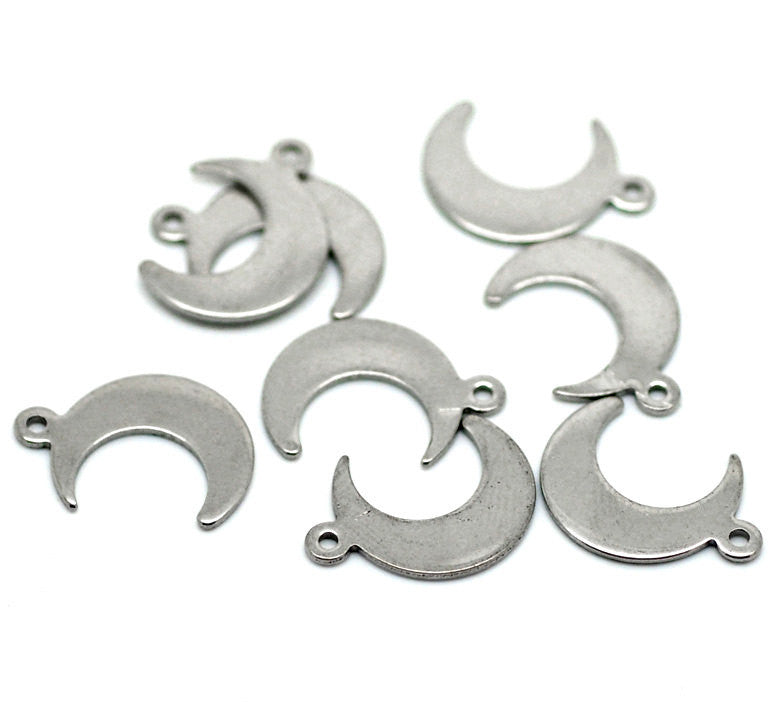 10 Stainless Steel Metal Stamping Blanks Charms, CRESCENT MOON, 20 gauge . MSB0075a
