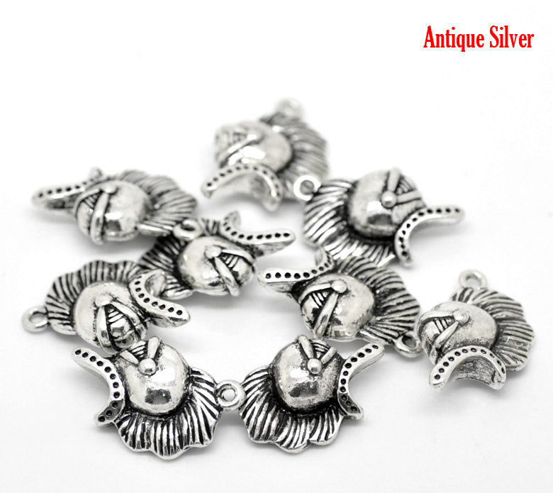 4 Pewter KNIGHT HEAD Mascot Pewter Charm Pendants . chs0188