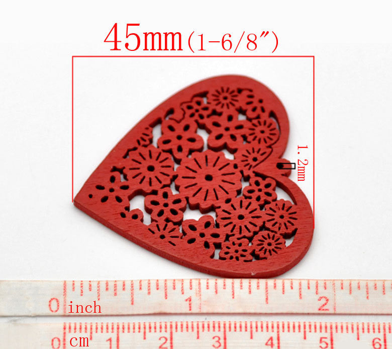 10 Painted Wood FILIGREE HEART Pendants . Mixed colors cho0066