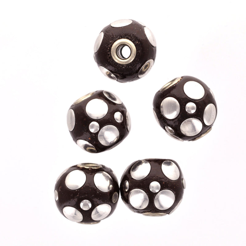 4 Large JET BLACK and SILVER Indonesian Clay Beads, Round Circle Accents, 19mm pol0084