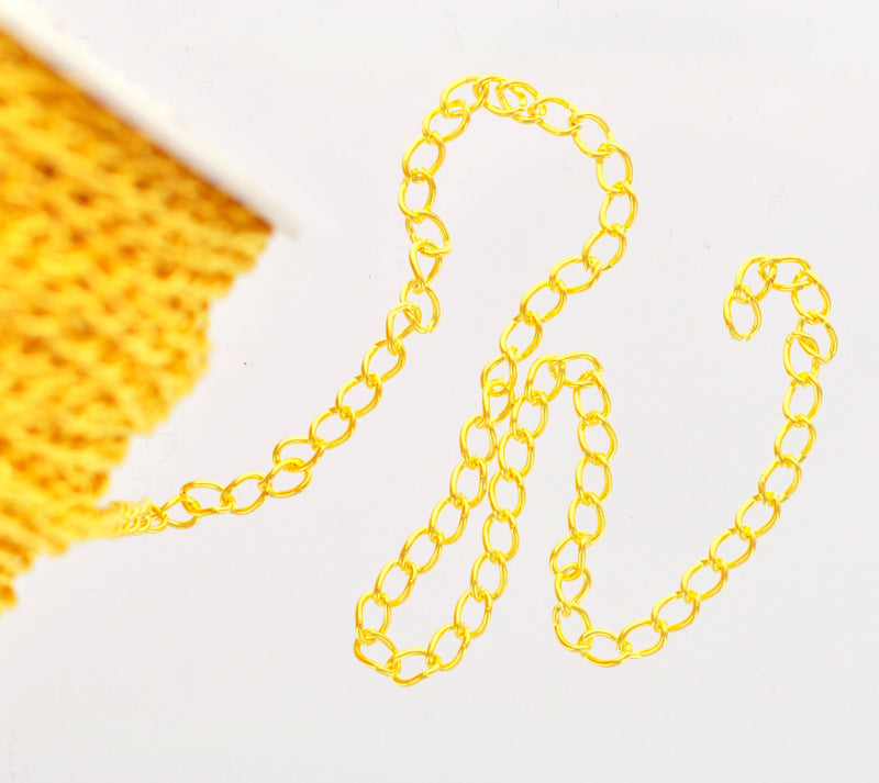1 yard (3 feet) of BRIGHT GOLD Curb Link Chain . unsoldered links are 5 x 3.5mm  fch0191