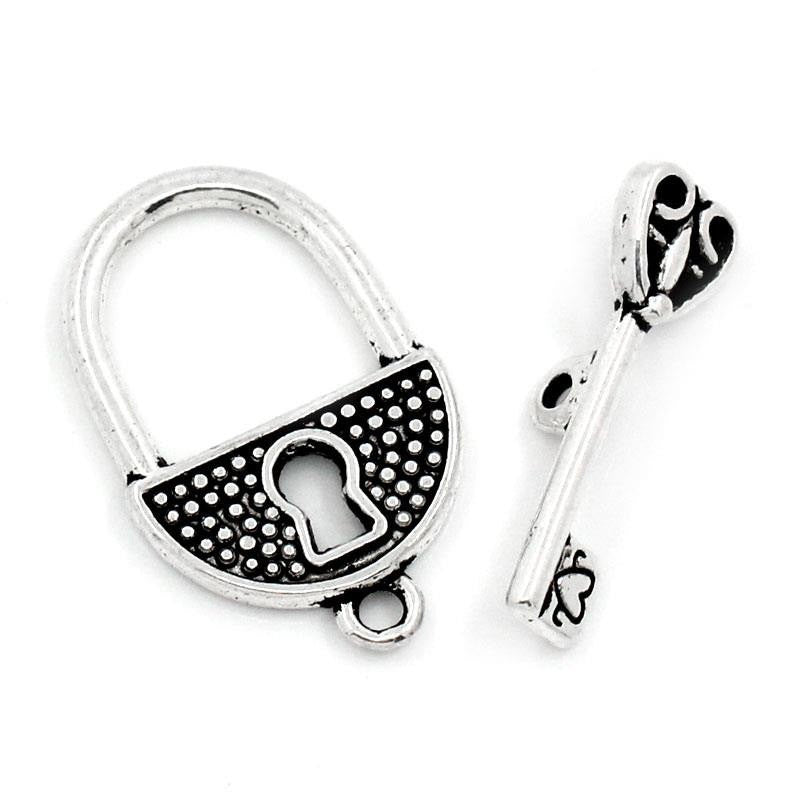 5 Sets Toggle Clasps . Antiqued Silver Tone Metal, 25mm x 16mm Heart Lock and Key design  fcl0045