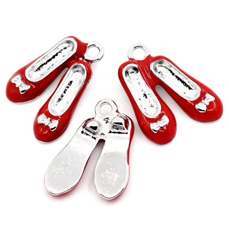 10 bulk Charm Pendant, silver and enamel, RUBY RED Shoe Slippers che0173b