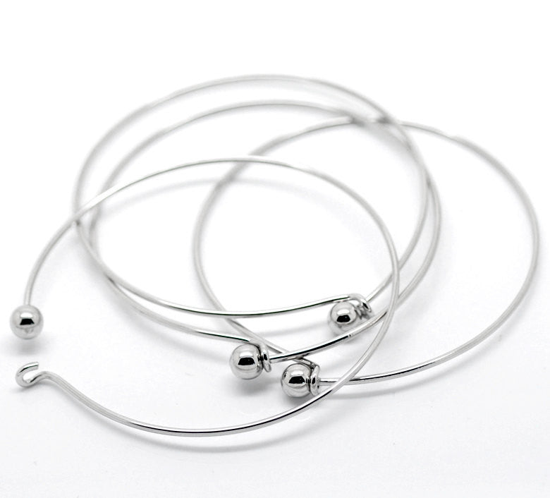 4 Silver Tone Metal BANGLE Charm Bracelets . 20 cm long (7-7/8" long)  fin0212