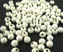50 Silver Stardust Metal Round Beads  4mm . bme0268