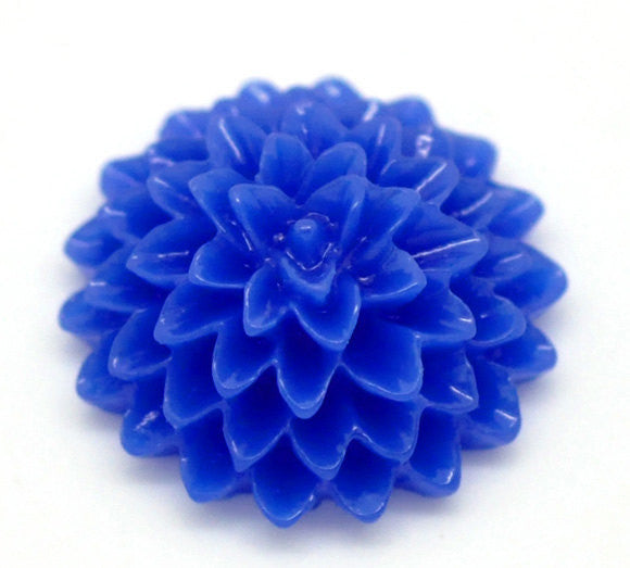 10 Resin Flower Cabochons, Chrysanthemum Mum . ROYAL BLUE .  15mm  CAB0146