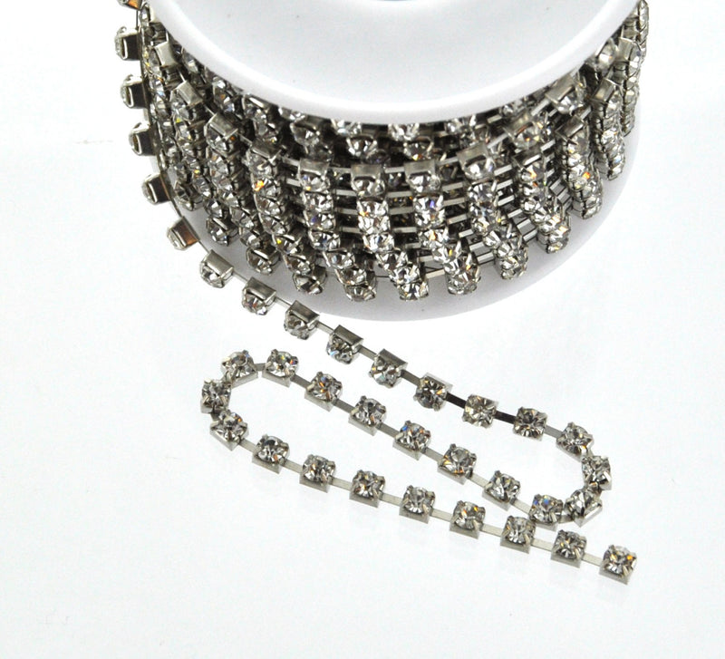 1 yard ( 3 feet ) Rhinestone Cup Chain, 3mm rhinestones, silver tone base metal and clear glass crystals fch0114a