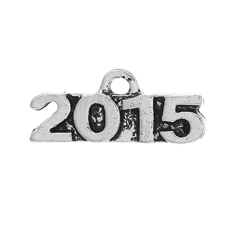 10 pieces 2015 Graduation Pewter Charms or Pendants chs0159a