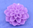 10 Resin Flower Cabochons, Chrysanthemum Mum . LAVENDER PURPLE  .  16mm cab0120