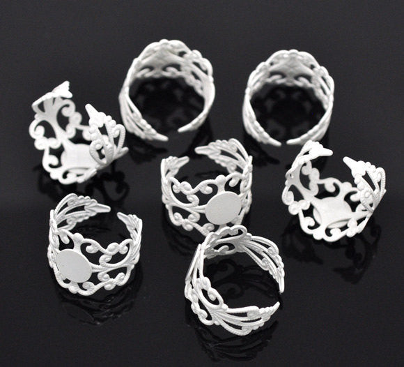 WHITE Enamel Brass Metal Ring Blanks . fully adjustable sizing . 10 pieces fin0063