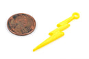 25 YELLOW LIGHTNING Bolt Charm Pendants, acrylic, 45x9mm  cha0174