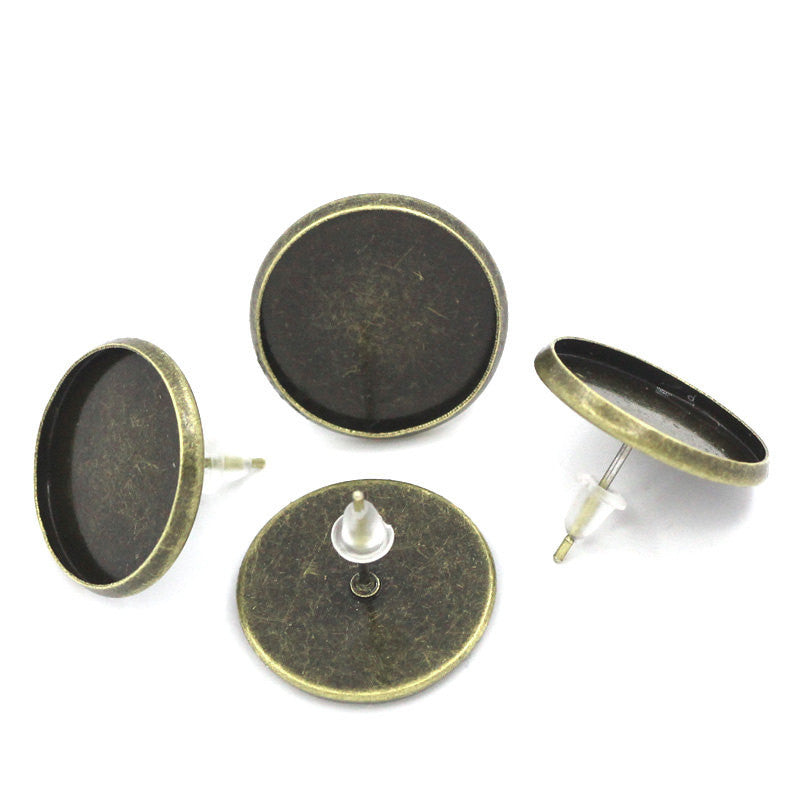 10 Antiqued Bronze Metal POST Earrings for Cabochons  (5 pairs)  fits round 18mm cabochons fin0500