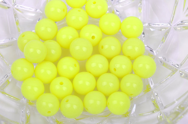 12mm LEMON YELLOW Acrylic Bubblegum Beads, package of 30 beads,  bac0321