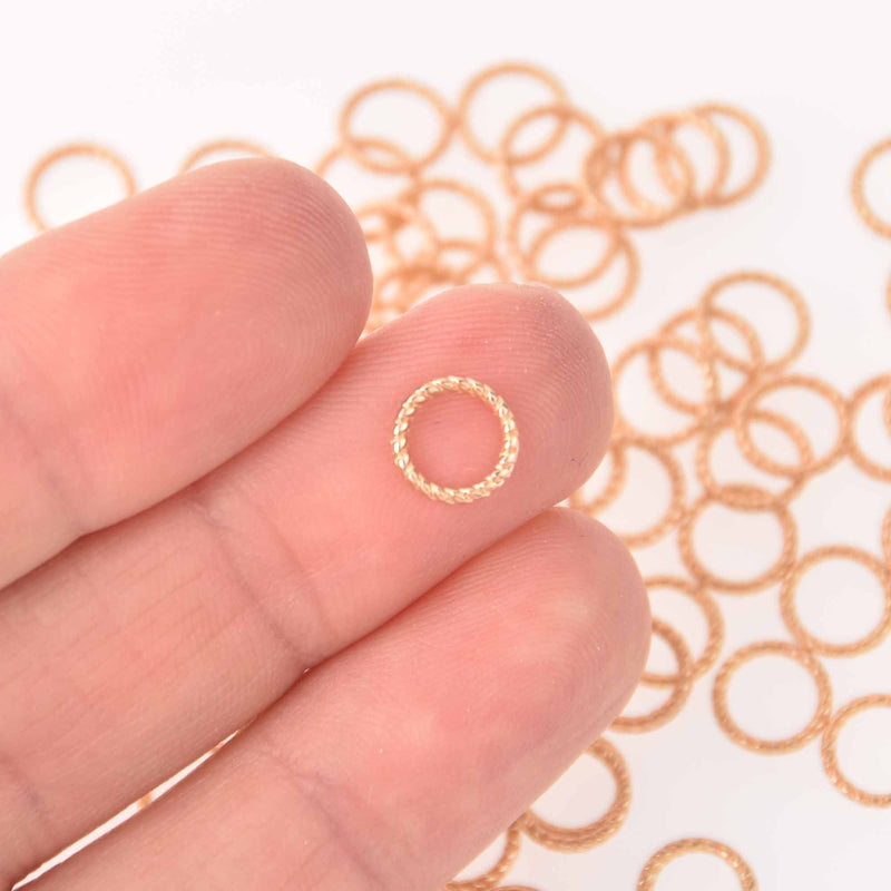 25 Gold TWISTED ROPE CIRCLE Charms, Connector Rings, 7.5mm diameter jum0262